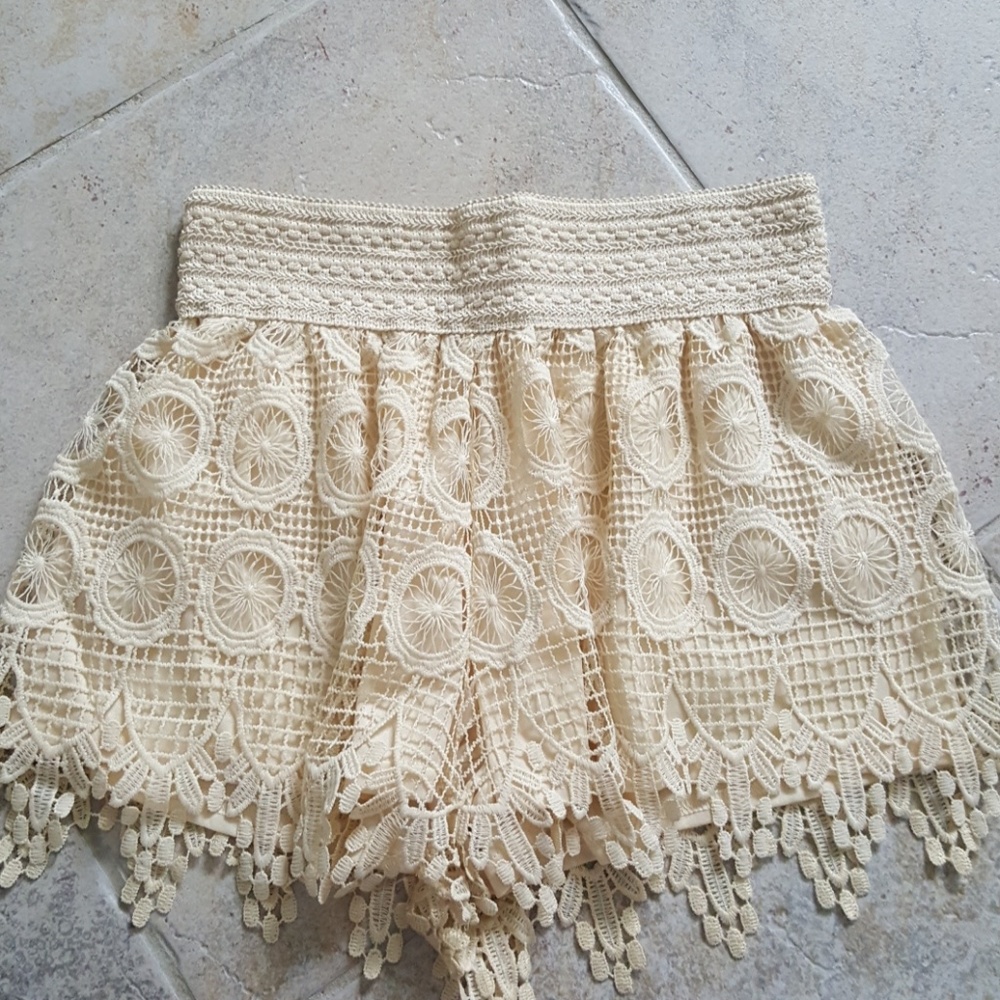 Lace shorts